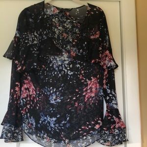 White House Black Market Top Size 6